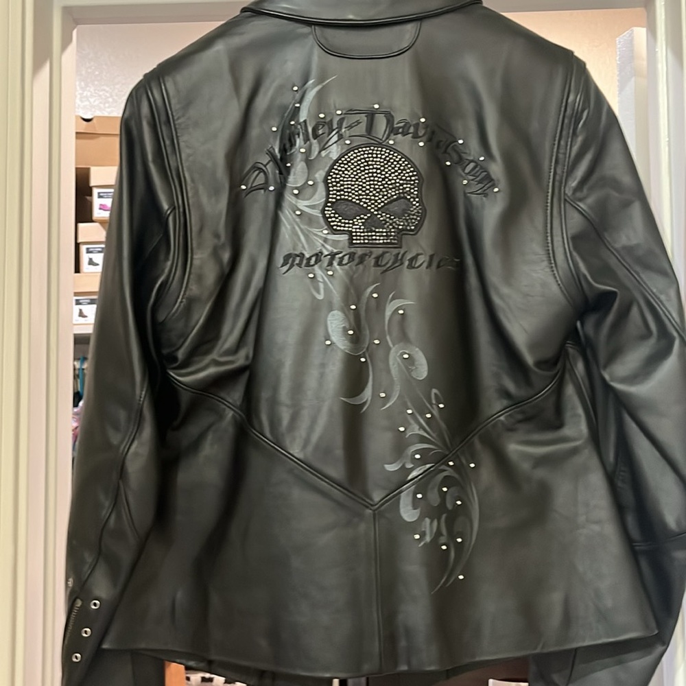 Harley Davidson woman’s leather jacket - Picture 10 of 13